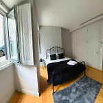 Marques De Pombal Flat A Great Locations Center *