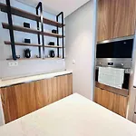 Marques De Pombal Flat A Great Locations Center * Lisboa