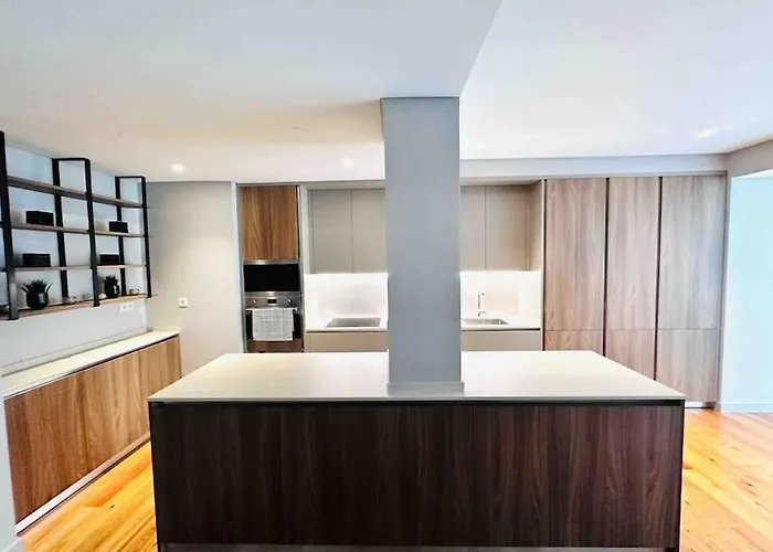 Marques De Pombal Flat A Great Locations Center * Lisboa