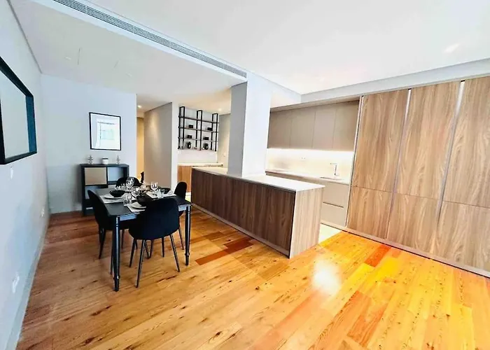 Marques De Pombal Flat A Great Locations Center * Lisboa