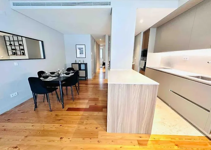 Marques De Pombal Flat A Great Locations Center *