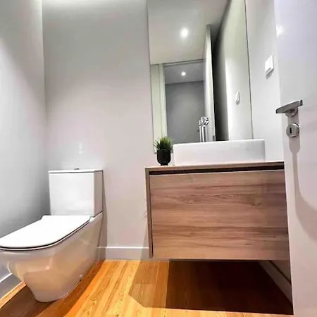 Marques De Pombal Flat A Great Locations Center * Lissabon